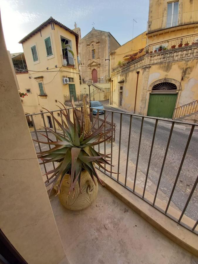 La Finestra Su Noto Hotell Eksteriør bilde
