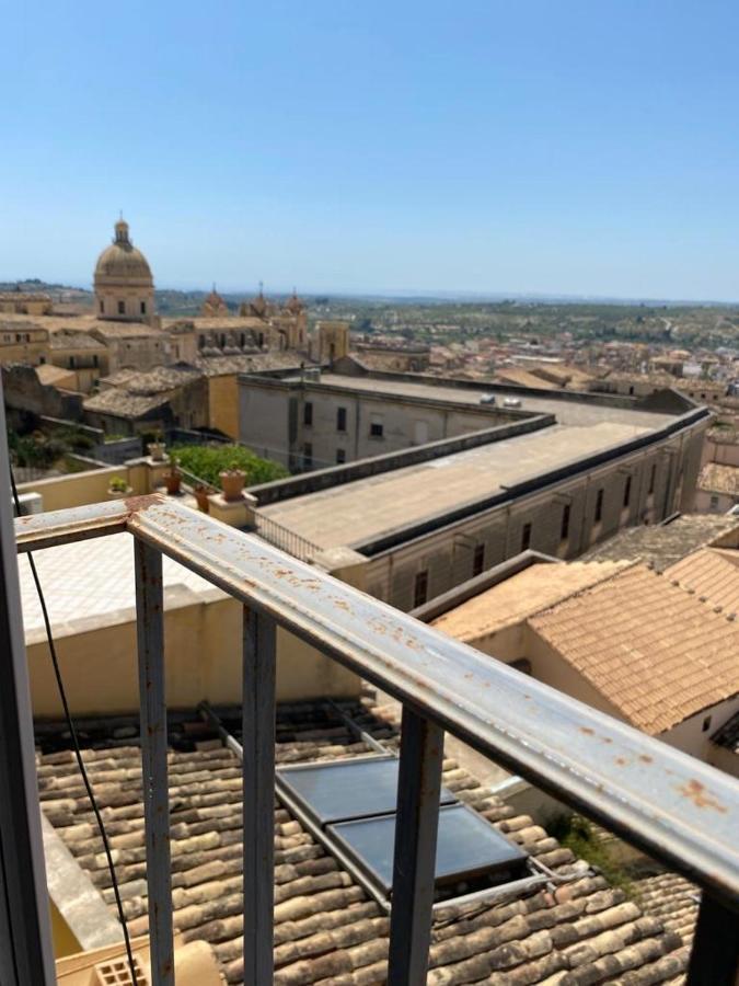 La Finestra Su Noto Hotell Eksteriør bilde